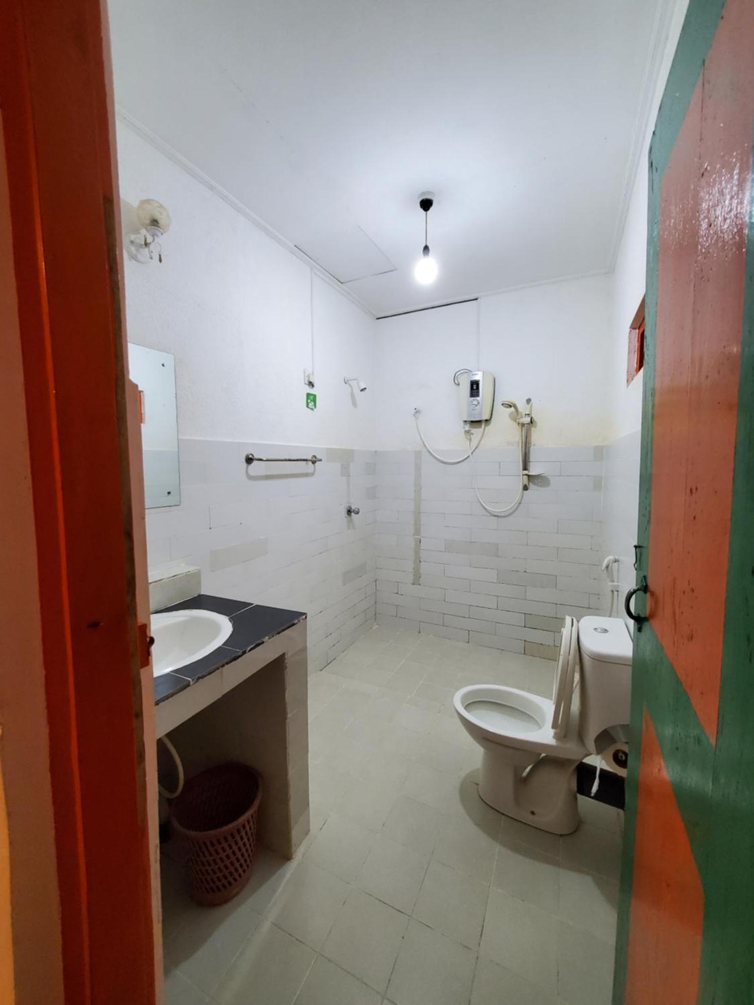 Clay Hut Village Полоннарува Экстерьер фото